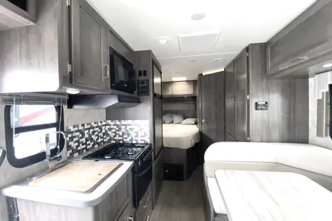 Winnebago Minnie Winnie Classe C