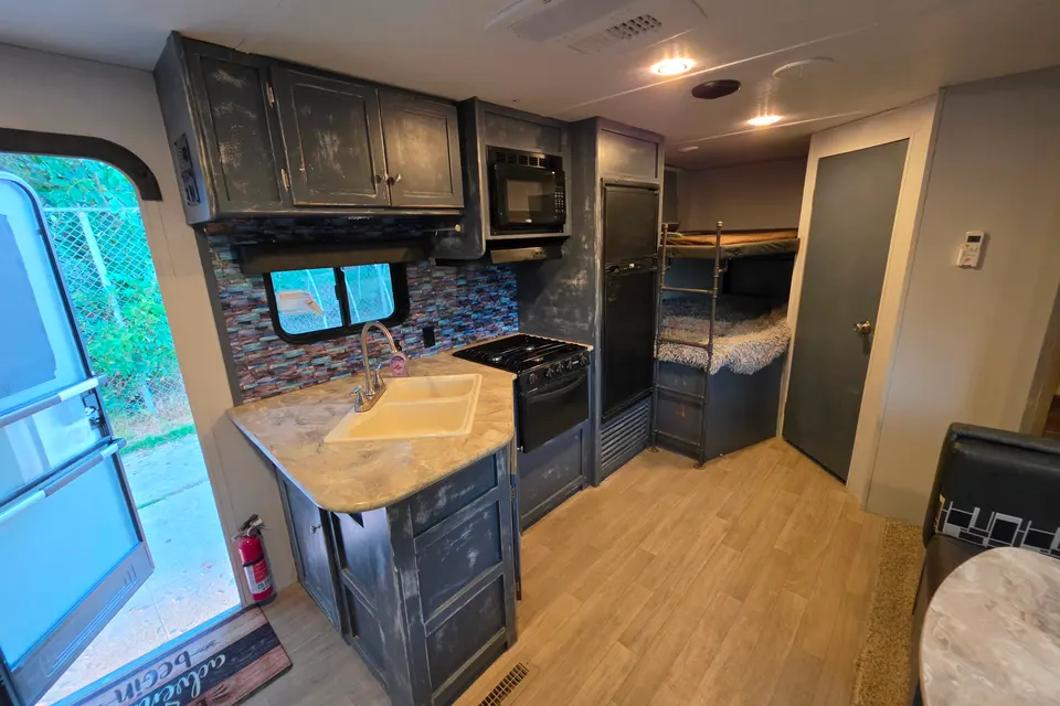 Garrett's Dutchmen Dutchmen Travel Trailer