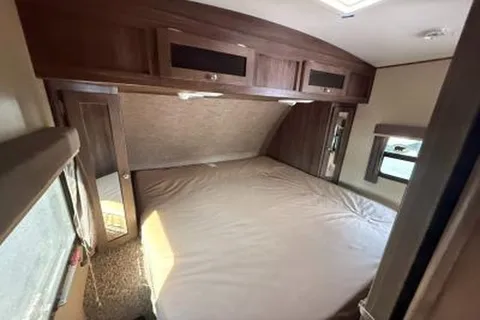 Dutchmen Aerolite 242BHSL Anniversary Edition Travel Trailer
