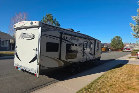 Donny's Eclipse RV 28IBG Toy Hauler
