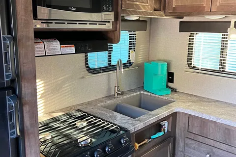 Family Friendly Ready 2019 Coleman Trailer