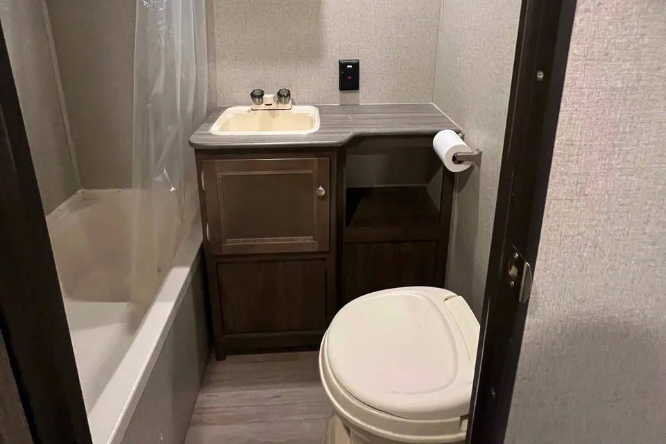 Family Friendly Ready 2019 Coleman Trailer