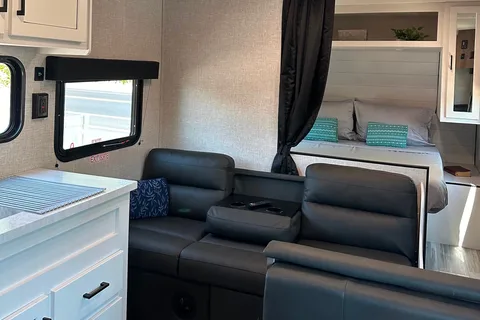 Tiffany's Jayco Jayflight SLX Travel Trailer