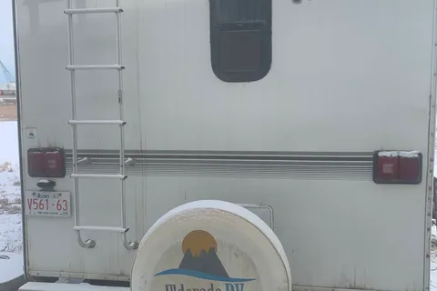 Mike's Northwood Manufacturing bunk Model Fifth Wheel