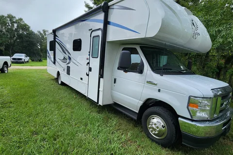 Anthony's Nexus RV Triump 31T Class C