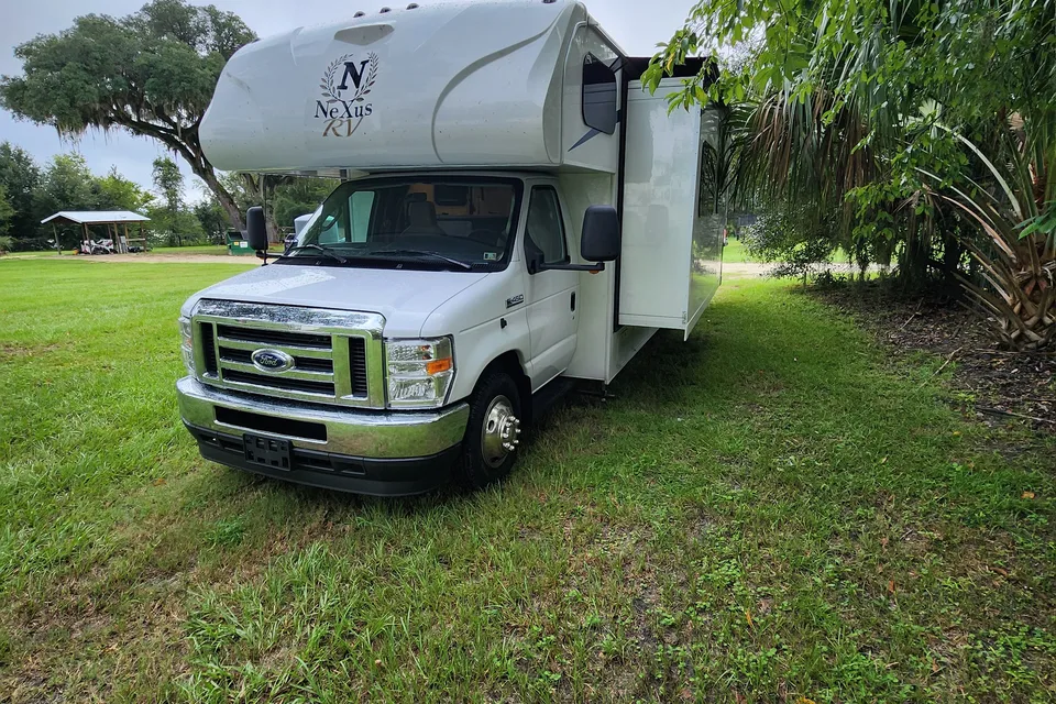 Anthony's Nexus RV Triump 31T Class C