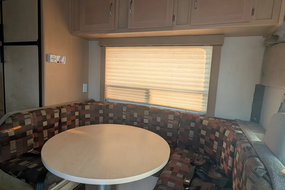 Family Friendly Adventure Ford E 350 Class C