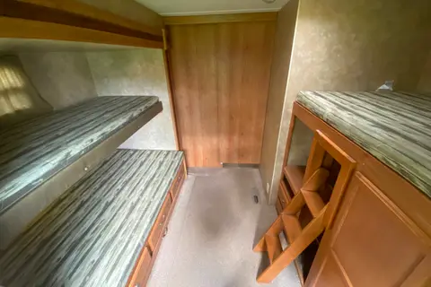 SUPER NICE - 32' Camper #2 (Jayco - Jay Flight) - Central NY State Area