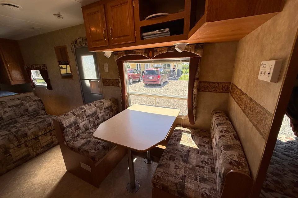 Stuart's Jayco Jayflight 27bh Travel Trailer