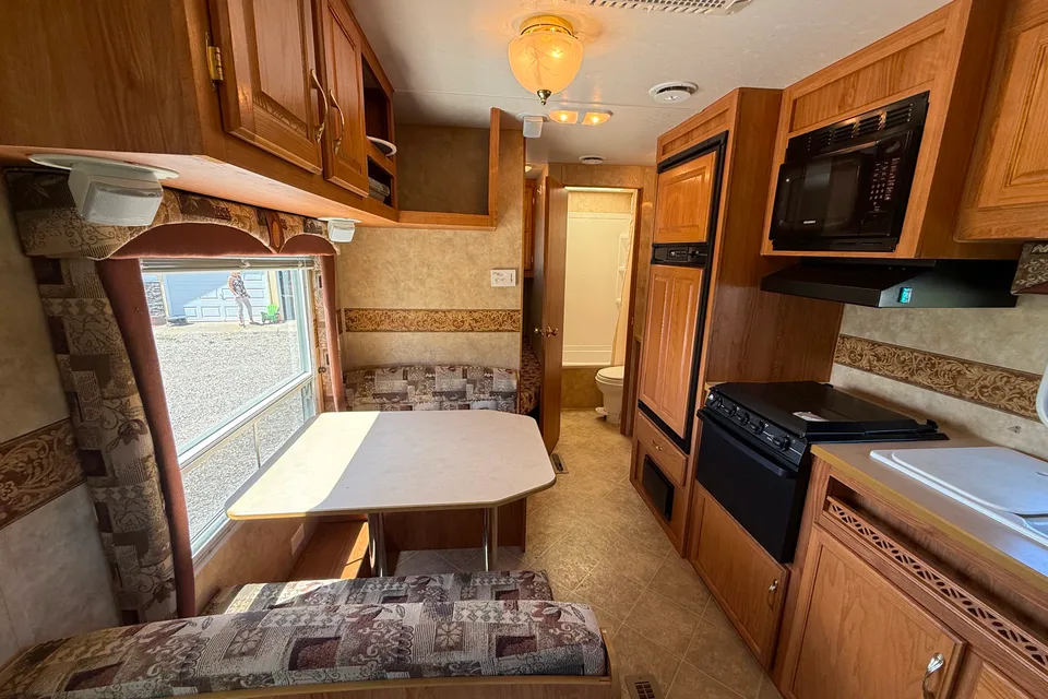 Stuart's Jayco Jayflight 27bh Travel Trailer