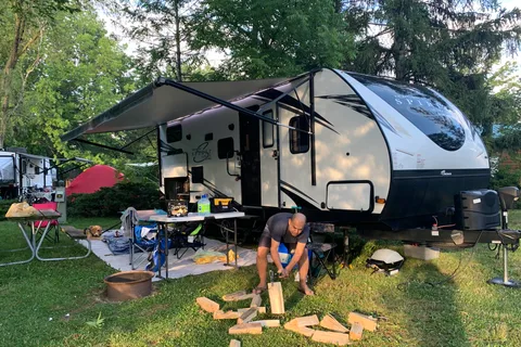 Fahad's Forest River Coachmen northern spirit Travel Trailer
