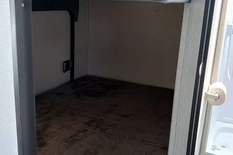 20 Springdale with Private Queen and Bunks