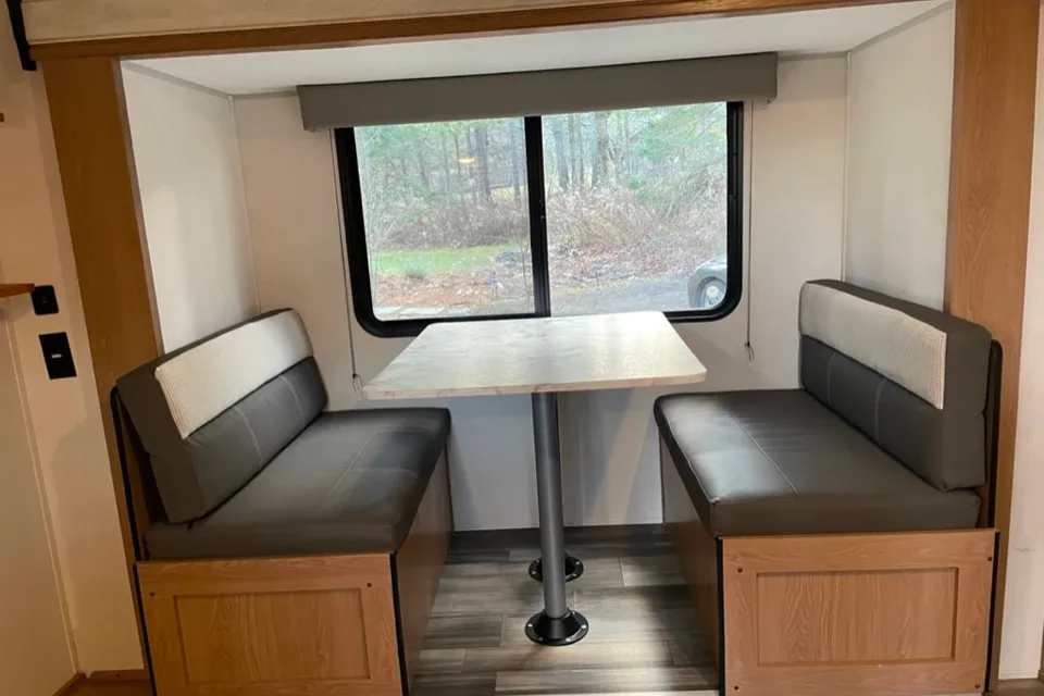 2022 Prime Time Avenger Travel Trailer