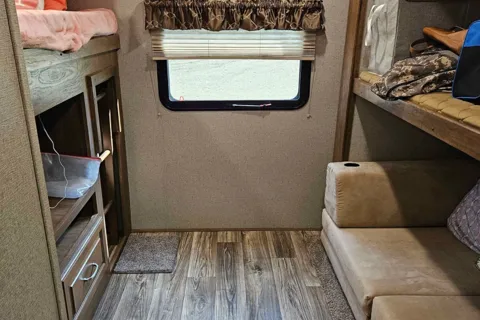 Ovadek rentals LLC Keystone Laredo Travel Trailer