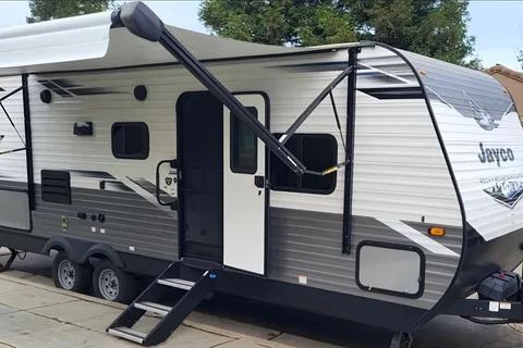 Jese's Jayco Jayflight Travel Trailer