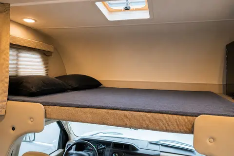 California Dreamer Thor Motor Coach Freedom Elite Class C