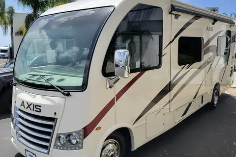 "GLAM LIKE NEW"2021 Ford Thor Axis Class A. NO Special DL needed, Your DL is fine.