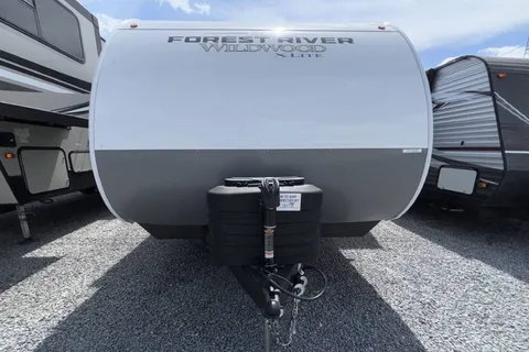Megan & Owen’s Forest River WILDWOOD X-LITE 263BHXL Travel Trailer