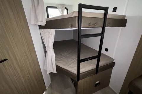 Megan & Owen’s Forest River WILDWOOD X-LITE 263BHXL Travel Trailer