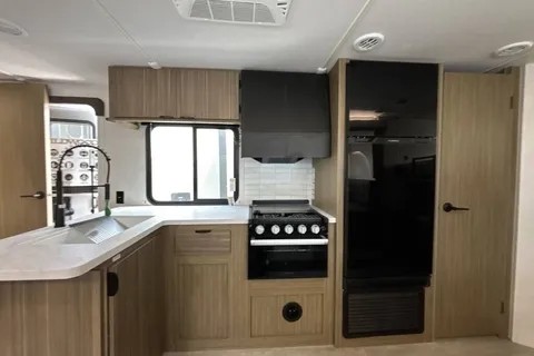 Megan & Owen’s Forest River WILDWOOD X-LITE 263BHXL Travel Trailer