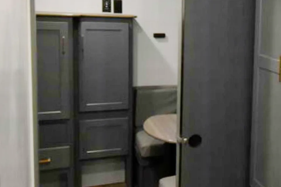 Tammy's Mobile Air B&B with BUNKHOUSE 