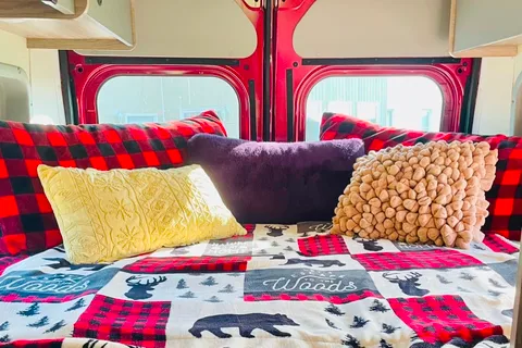 Winnebago Solis 59P