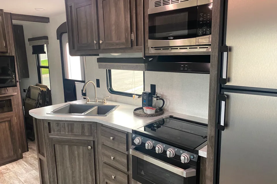 Danielle's Highland ridge Open range Travel Trailer