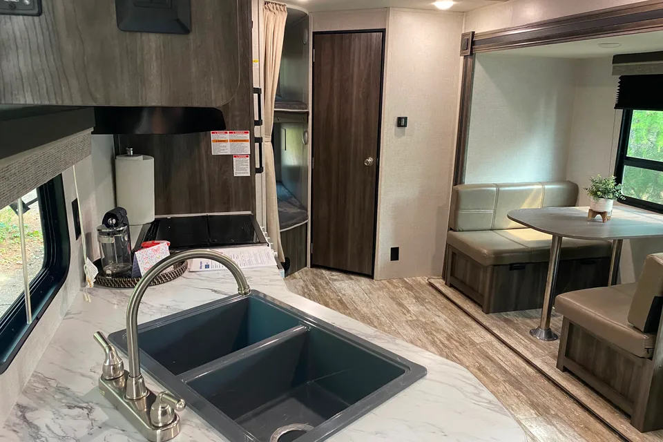 Danielle's Highland ridge Open range Travel Trailer
