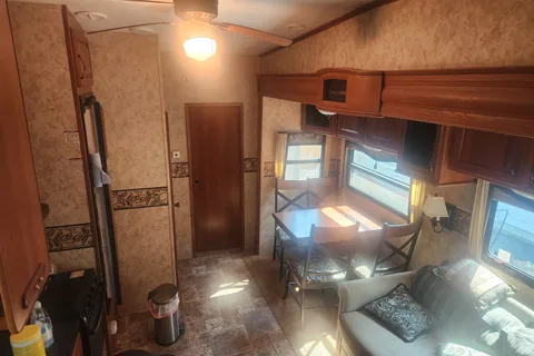 Darryl's Keystone Montana High Country 333DB Fifth Wheel