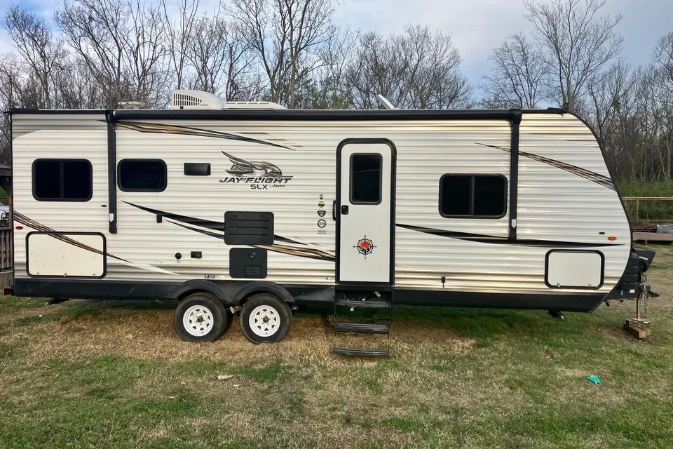Jones Jayco 245rls Travel Trailer