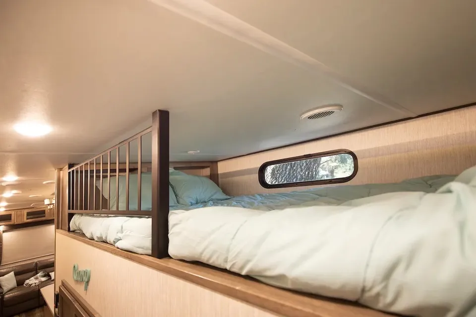 *Luxury* 3-Bedroom Home on Wheels - Delivered & Set-Up