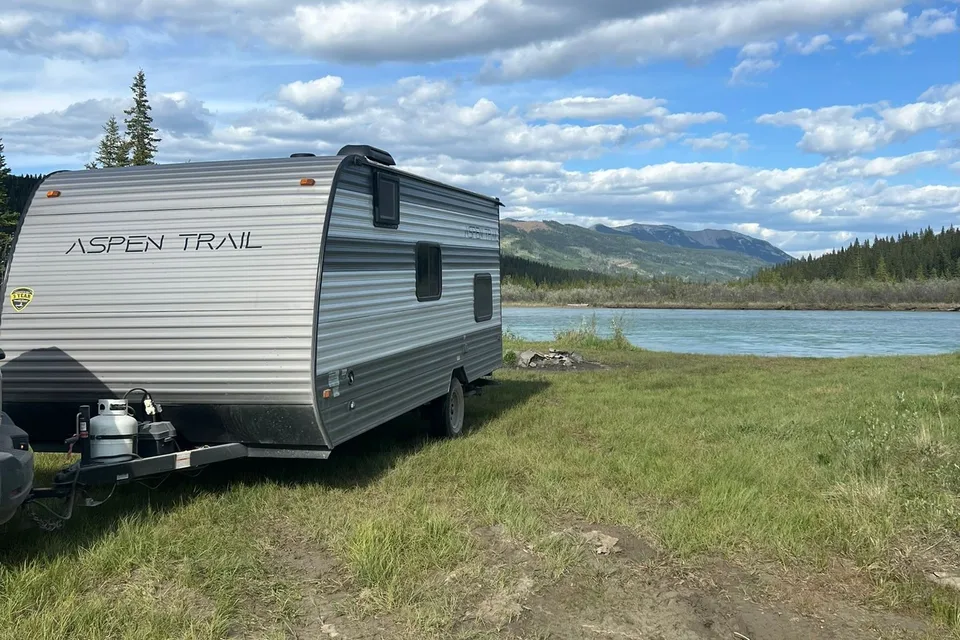 Volodymyr's Dutchmen Aspen trail mini Travel Trailer
