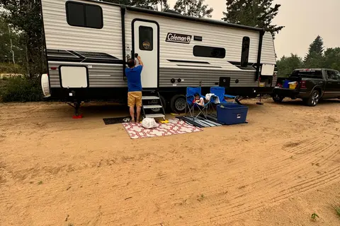 Delvin's Coleman Lantern Travel Trailer
