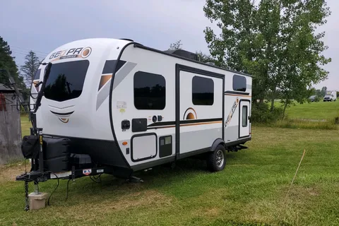 Brandon 's BoonDocking Bunkhouse 