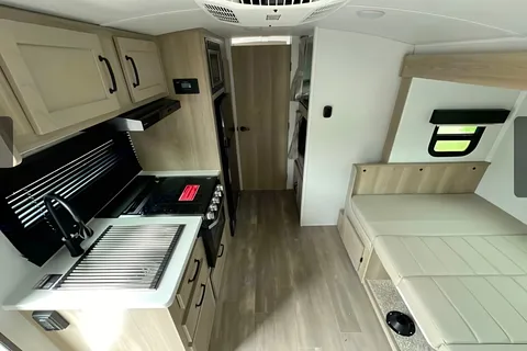 Brandon 's BoonDocking Bunkhouse 