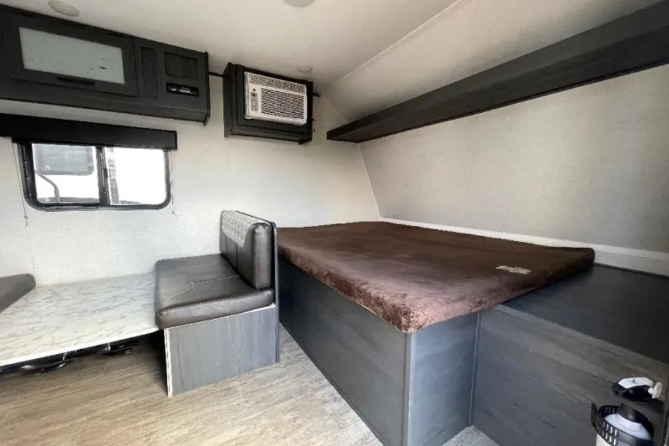 Alexandre's Dutchmen Aspen Trail 2021 Travel Trailer