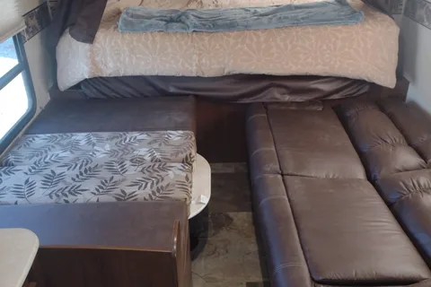 heather's Jayco jay feather Travel Trailer