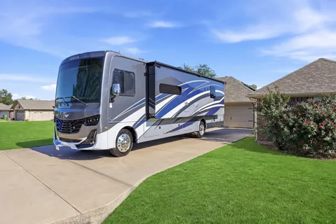 '21 Fleetwood Fortis, Sleeps 8, Free Starlink WiFi