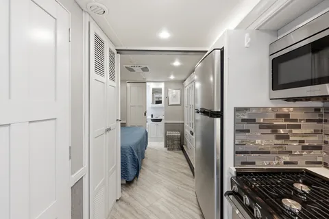 '21 Fleetwood Fortis, Sleeps 8, Free Starlink WiFi