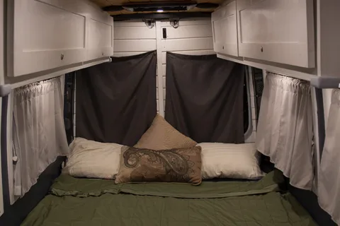 Sight Seeing Family Camper
