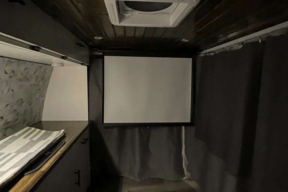 Camper Vantures