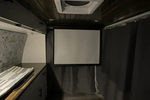 Camper Vantures