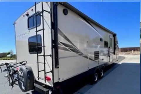 Relaxation Station - 2022 Starcraft Superlite Travel Trailer - We deliver, set up & take down.