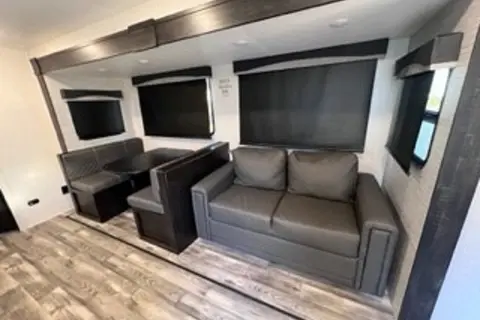 Relaxation Station - 2022 Starcraft Superlite Travel Trailer - We deliver, set up & take down.