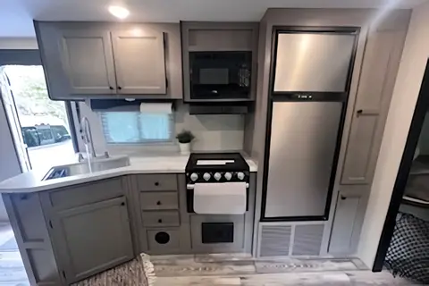Relaxation Station - 2022 Starcraft Superlite Travel Trailer - We deliver, set up & take down.
