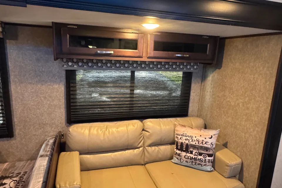 Rob's Blue Lagoon Travel Trailer