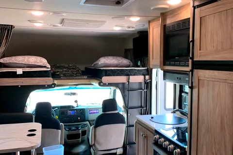 2019 Forester River Sunseeker 24’
