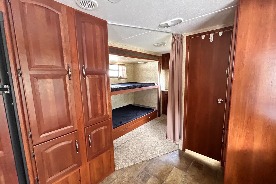 Family Adventure Bunkhouse in the Kootenays