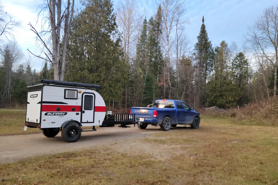 Filip's Sunset Park RV 109E Toy Hauler
