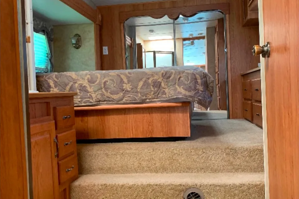 Stacy's Jayco Eagle 281 RLS Fifth Wheel